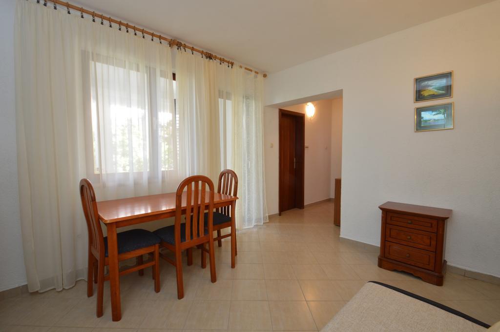 Apartment Vita Mali Lošinj Extérieur photo