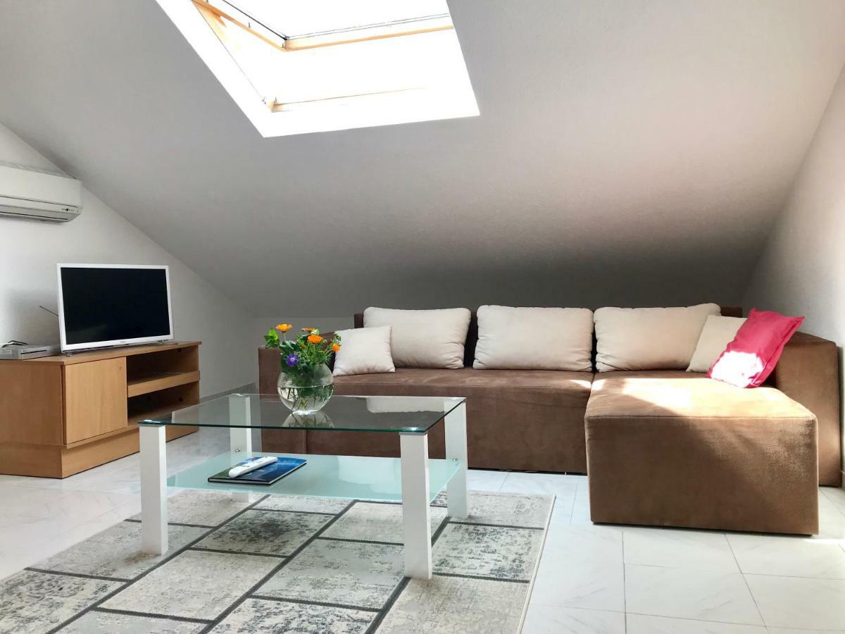 Apartment Vita Mali Lošinj Extérieur photo